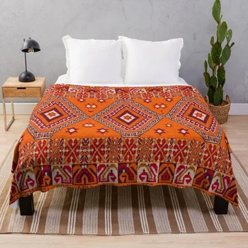Традиционното художествен дизайн, в стила на марокански наследство, луксозни завивки за легла в сряда през зимата